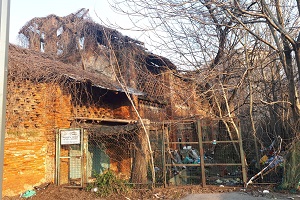 Fratelli D Italia Cascine E Rogge Ridotte In Pattumiere Nella Milano Verde Di Sala